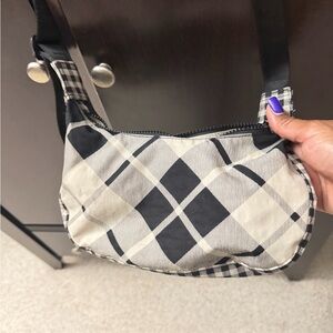 BAGGU Medium Nylon Crossbody Bag